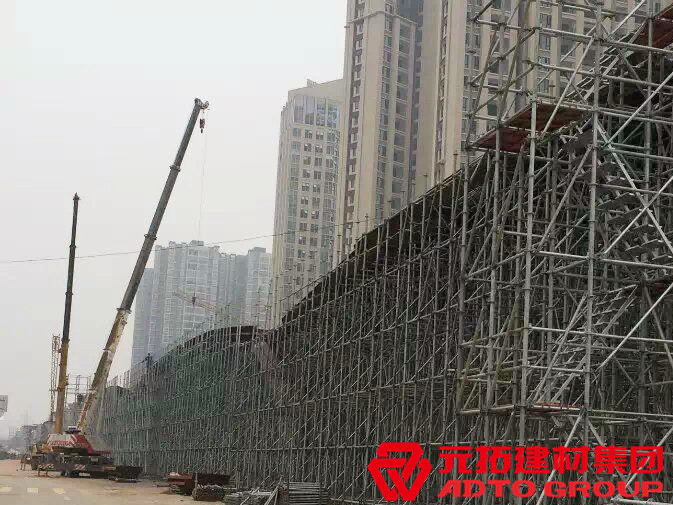 建筑施工承插型盤扣式腳手架一噸每天多少租金？